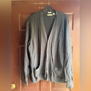 Women’s Madison 100% cotton v-neck button up cardigan sweater size xxl